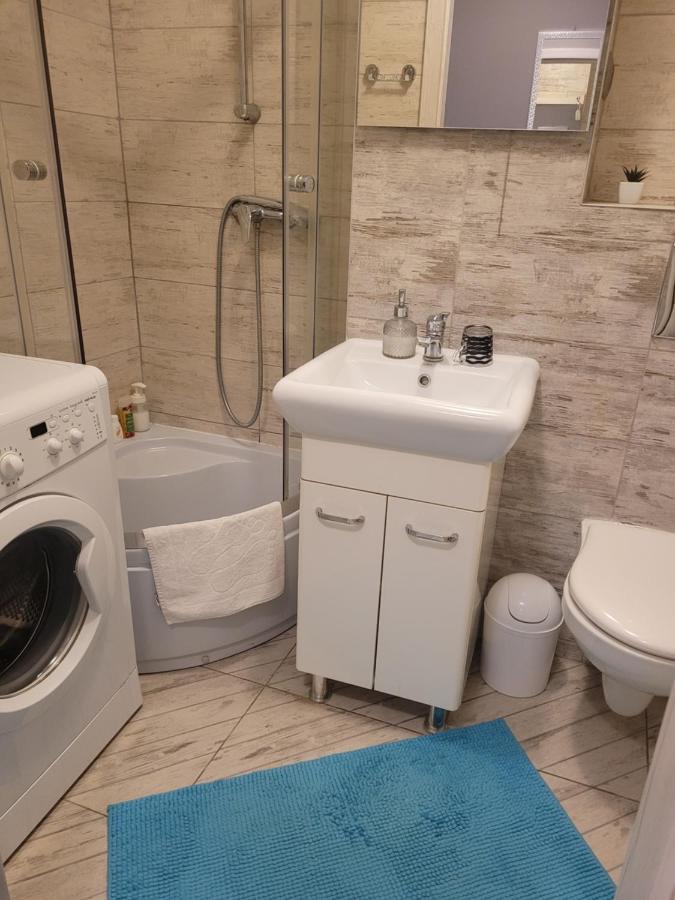 Apartament Centrum Chmielna Варшава Екстер'єр фото
