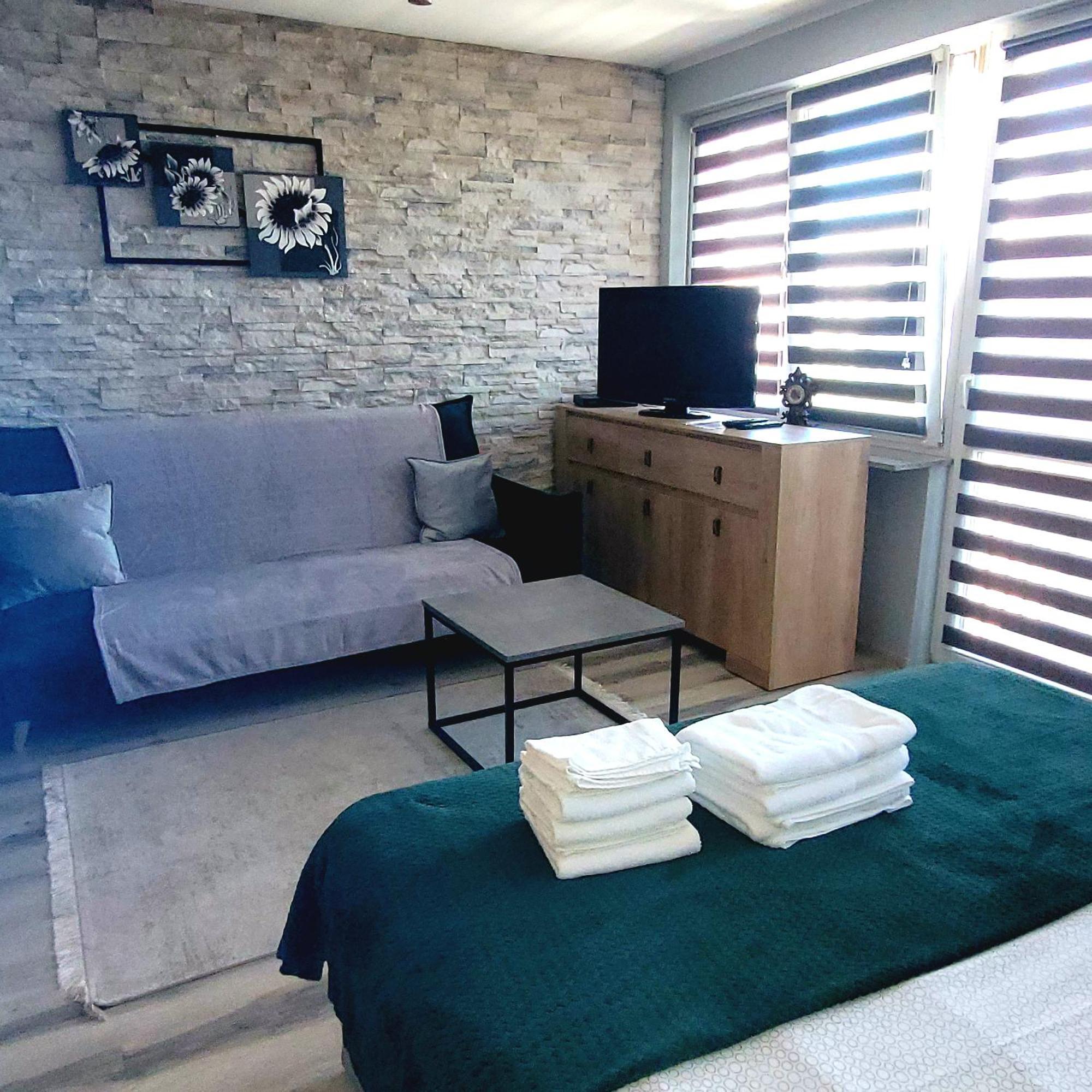Apartament Centrum Chmielna Варшава Екстер'єр фото